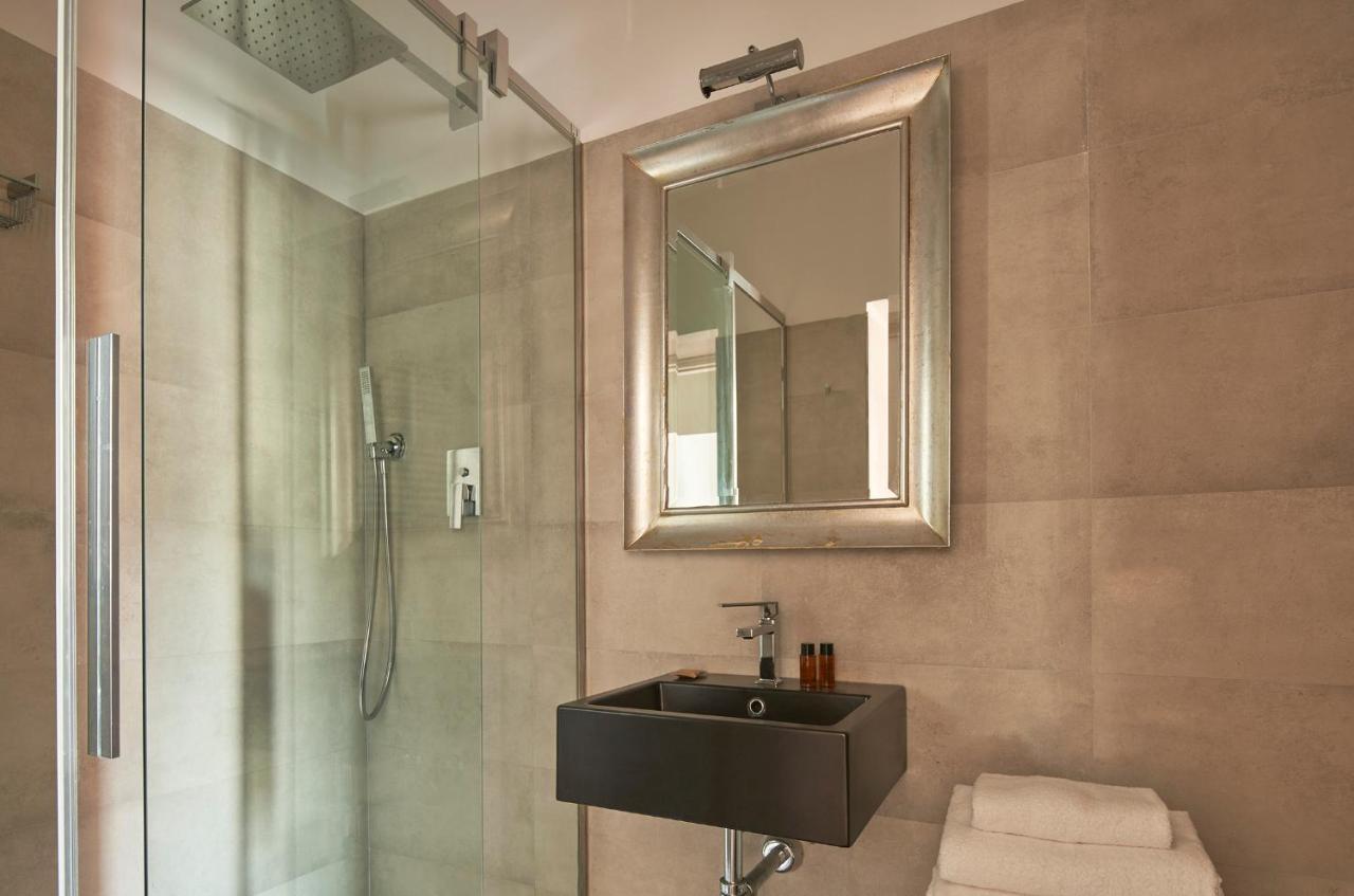 3 Master Bedrooms With Balcony On The River With Views Florence Exterior photo